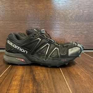 Salomon black hiking shoes